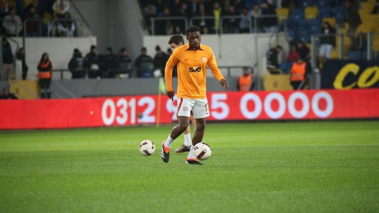 Galatasarayın yeni transferi Derrick Köhnde dikkat çeken detay