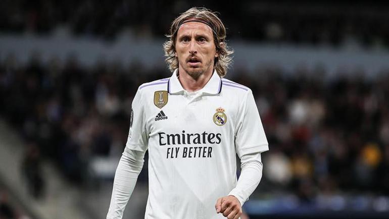 Real Madridden Luka Modrice yeni teklif Hırvat yıldız reddetti