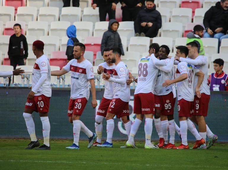 ÖZET | Sivasspor - Pendikspor  maç sonucu 4-1
