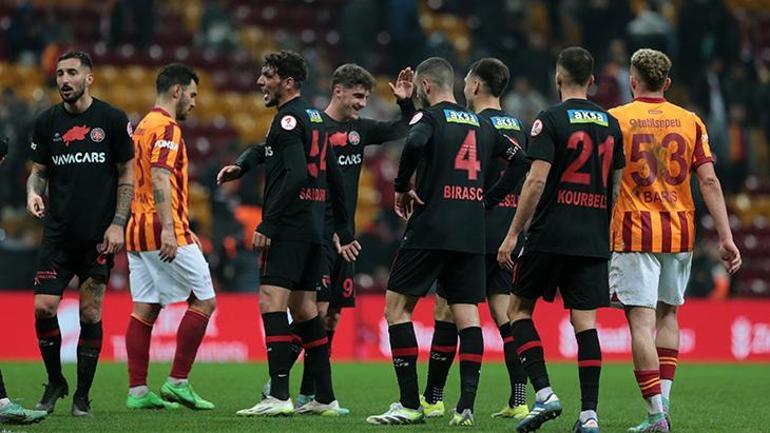 Kerem İnandan Galatasaray-Karagümrük maçına teknik bakış: Atan ve tutan farkı