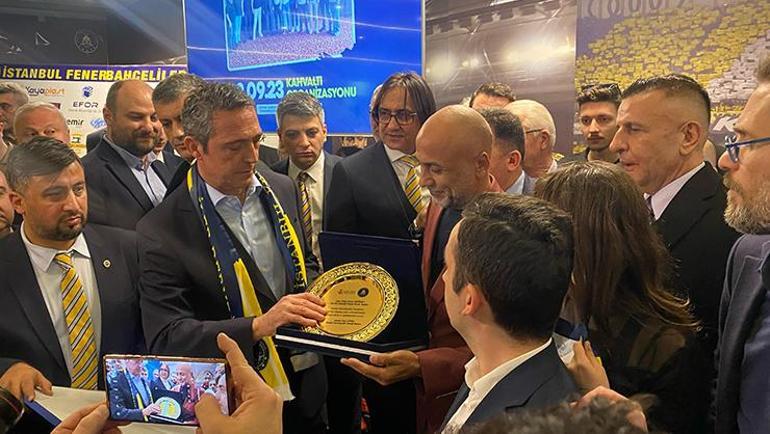 Fenerbahçe Başkanı Ali Koçtan sert açıklama Her anlamıyla yerlerdeyiz, çirkinlik rekabeti mi belli değil