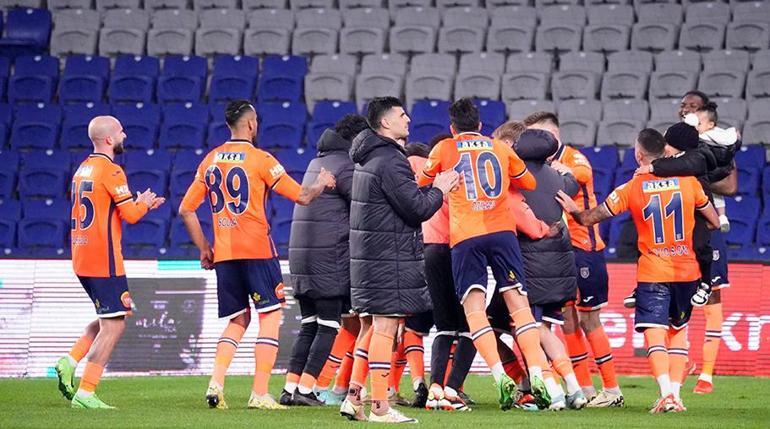(ÖZET) Başakşehir - Antalyaspor maç sonucu: 1-0 | 90+1de gelen galibiyet