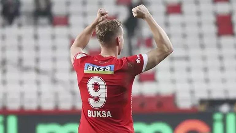 Antalyaspor forması giyen Adam Buksadan transfer sözleri Başka bir Türk kulübüne gitme ihtimalim var