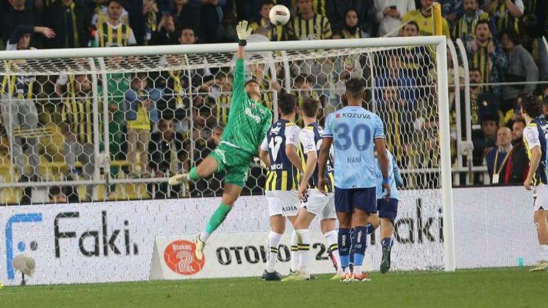Fenerbahçe Teknik Direktörü İsmail Kartal: İyi futbolla kazandık Süper Kupa maçındaki U19 kararını değerlendirdi