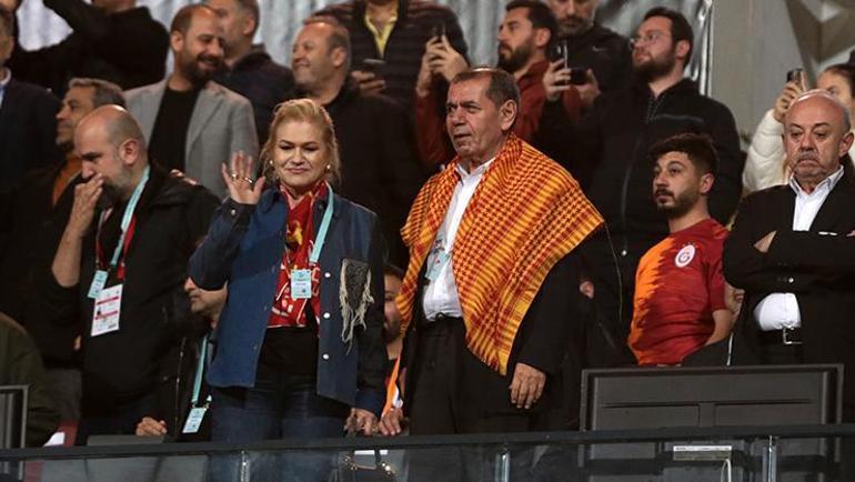 Galatasarayda Dursun Özbekten tepki Saçma sapan bir durumla karşılaştık