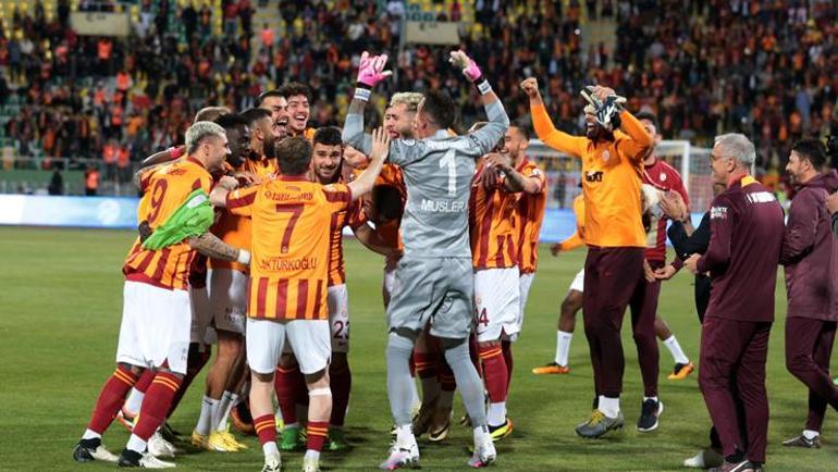 Galatasaray lige dönüyor Süper Ligde iki kritik maç birden