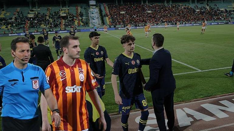 Son dakika | TFF, Galatasaray ve Fenerbahçeyi Süper Kupa maçı sonrasında PFDKye sevk etti