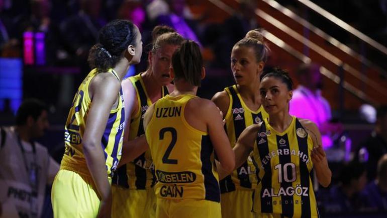 Fenerbahçe Alagöz Holding EuroLeaguede finalde Üst üste 3. kez...