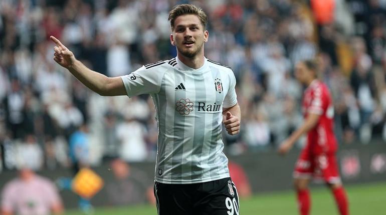 Beşiktaştan sürpriz transfer atağı Kartalı Şampiyonlar Liginden etmişti...