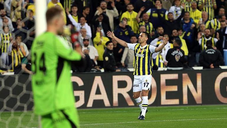 Fenerbahçede İrfan Can Kahveci, Alex de Souzadan beri bir ilki başardı