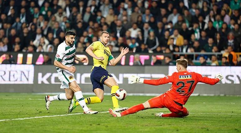 Fenerbahçeye ağır eleştiri | Kapkara mayıs Korner atmayı unutmuş
