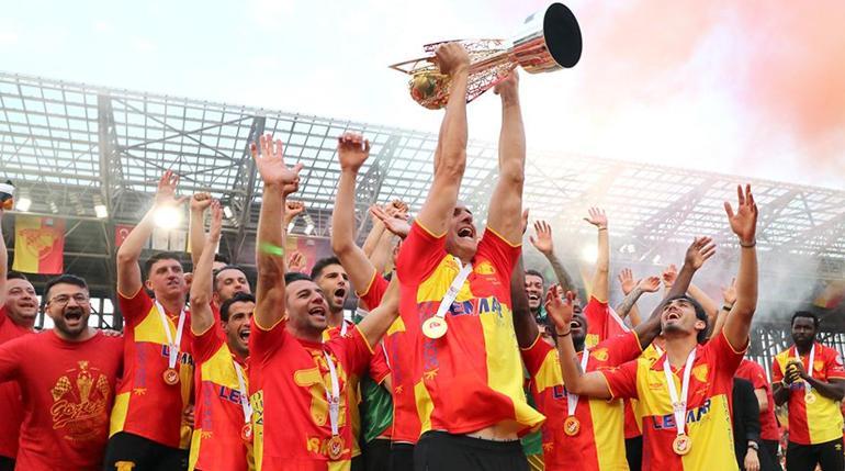 Göztepe şampiyonluk kupasını aldı