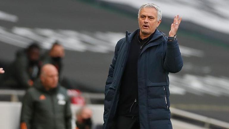 Fenerbahçenin yeni 10 numarasını Mourinho seçti Yıldızını yanında getirecek