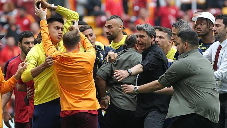 Fenerbahçede İrfan Can Eğribayattan Galatasaraya gönderme Şampiyonluk yaşatmak istemiyoruz