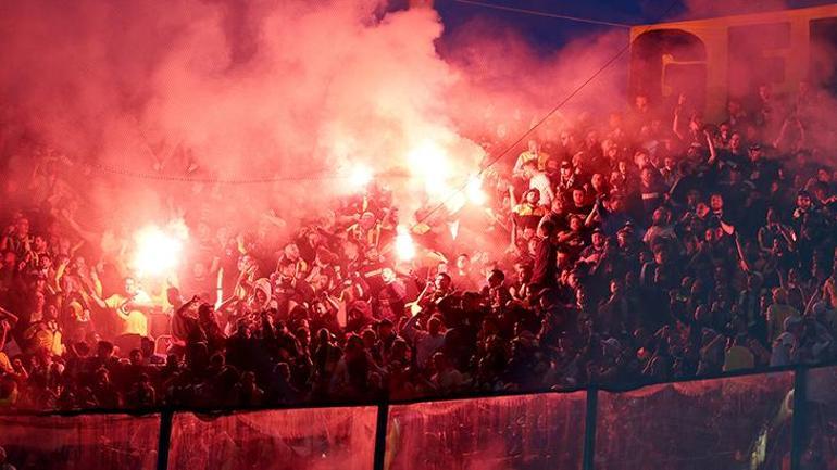 Ülker Stadyumunda şampiyonluk hazırlığı Fenerbahçe şampiyon olursa unutulmayacak bir kutlama olacak...