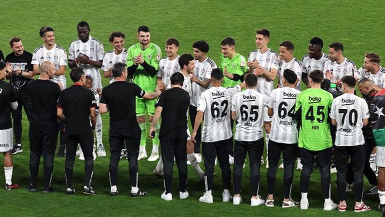 Beşiktaşta 4 yıldız futbolcu ile yollar ayrıldı Yola devam edilmiyor