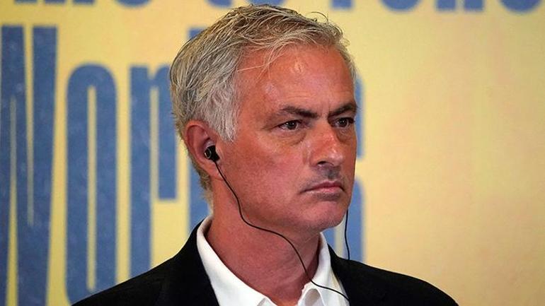 Fenerbahçede Jose Mourinho rüzgarı İstanbul’u adeta salladı