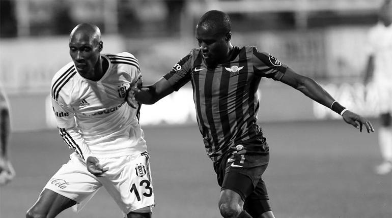 Akhisarspor ve Kayserisporun eski oyuncusu Landry NGuemo hayatını kaybetti