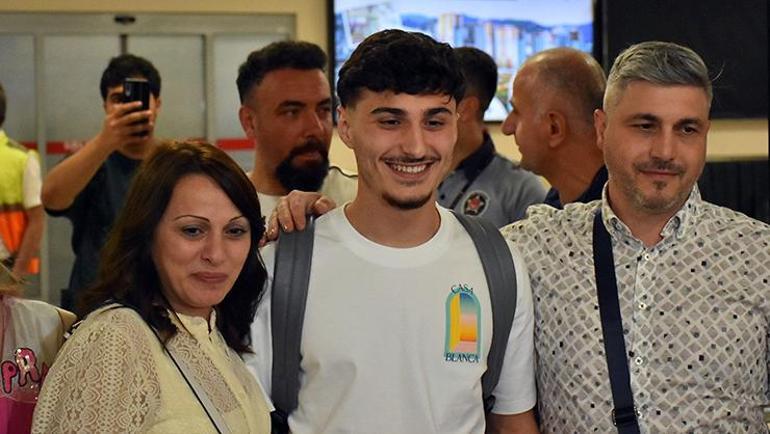 Trabzonspor bir transferi daha bitirdi Cihan Çanakı KAPa bildirdi