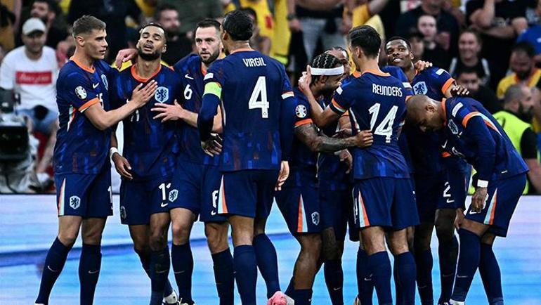 A Milli Takımın Hollanda maçı öncesi Hiddinkten dikkat çeken yorum: Türklere karşı pek sorun yaşamayız