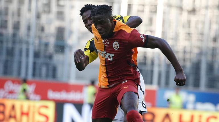 LASK Linz maçına damga vurmuştu.. Galatasarayda mecburi ayrılık