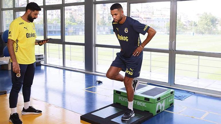 Fenerbahçede Youssef En-Nesyri ilk antrenmanına çıktı