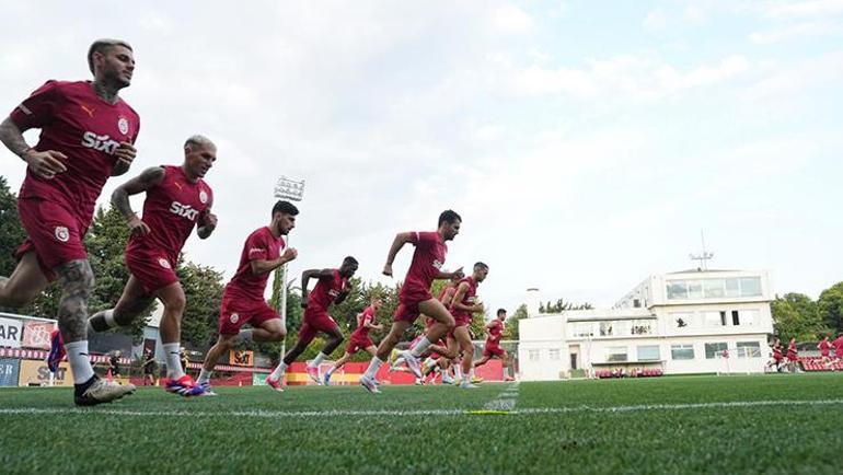 Galatasarayda Süper Kupa provası Okan Buruk kararını verdi