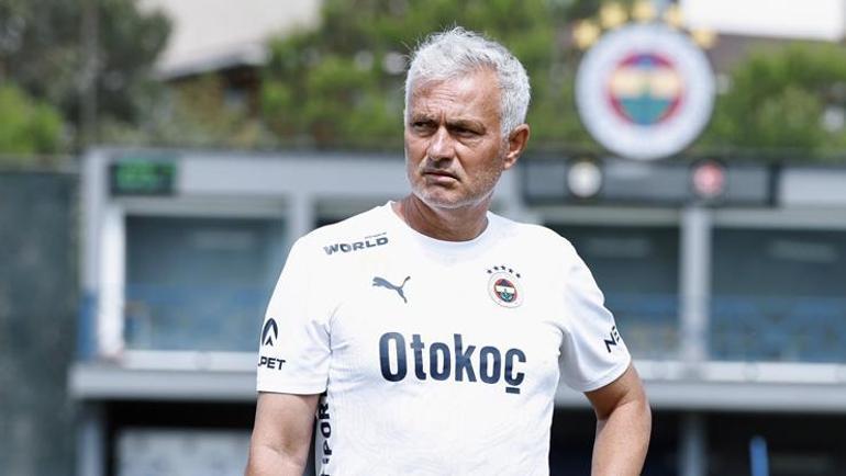 Jose Mourinhonun yeni yıldızı adım adım Fenerbahçeye İşte dev transferin şifreleri...