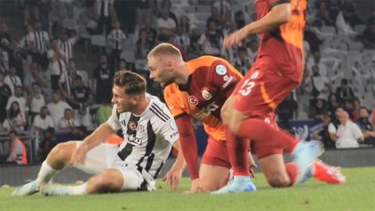 Galatasaray-Beşiktaş maçında Victor Nelssona kırmızı kart