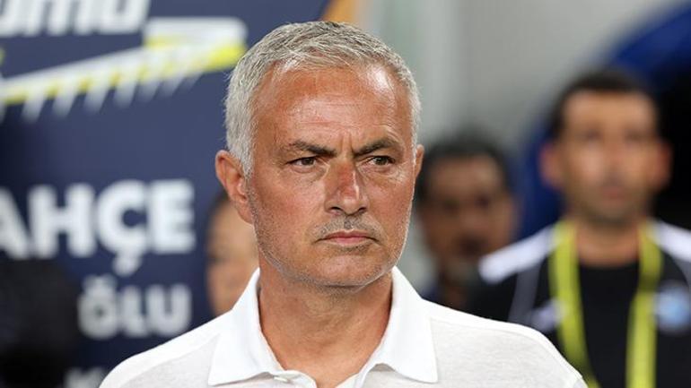 Jose Mourinho küplere bindi Maç sonu sarı kart gördü, çılgına döndü