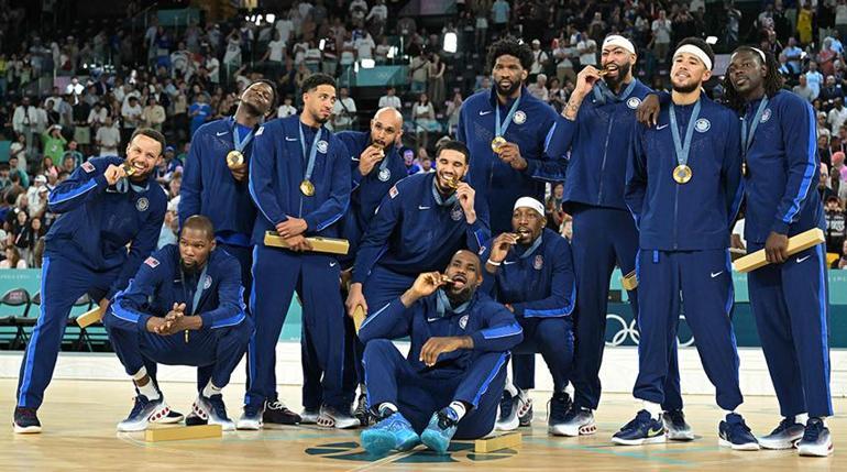 Paris 2024 Olimpiyat Oyunlarında erkek basketbolda şampiyon Fransayı mağlup eden Amerika Birleşik Devletleri