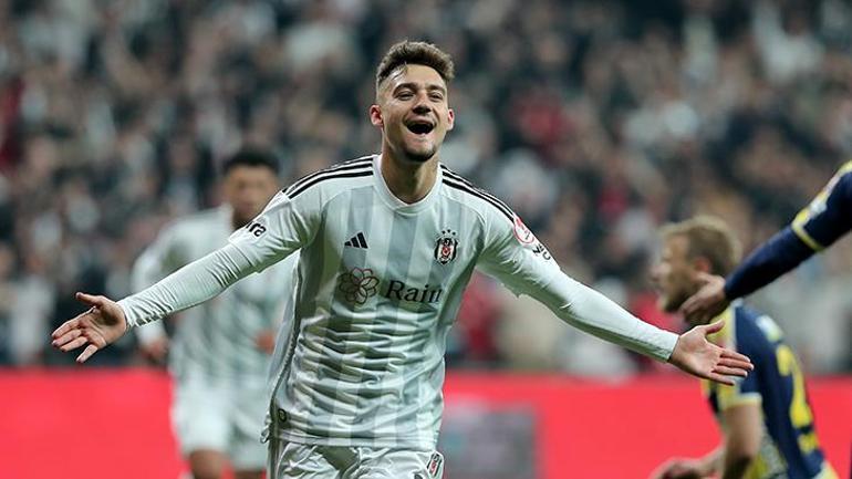 Beşiktaştan Ernest Muçi kararı Gelen teklifler sonrası...