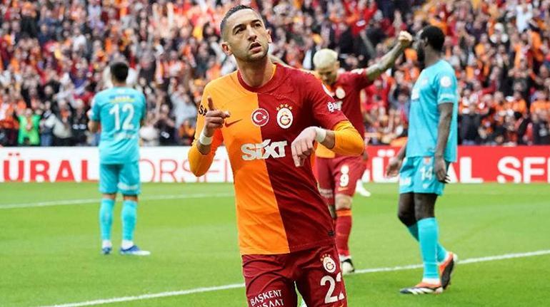 Galatasarayda sürpriz ayrılık Bütün paylaşımlarını sildi