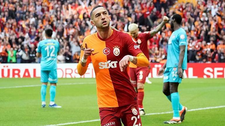 Eski Galatasaraylı Sabri Sarıoğlu suskunluğunu bozdu Hakim Ziyech sözleri dikkat çekti