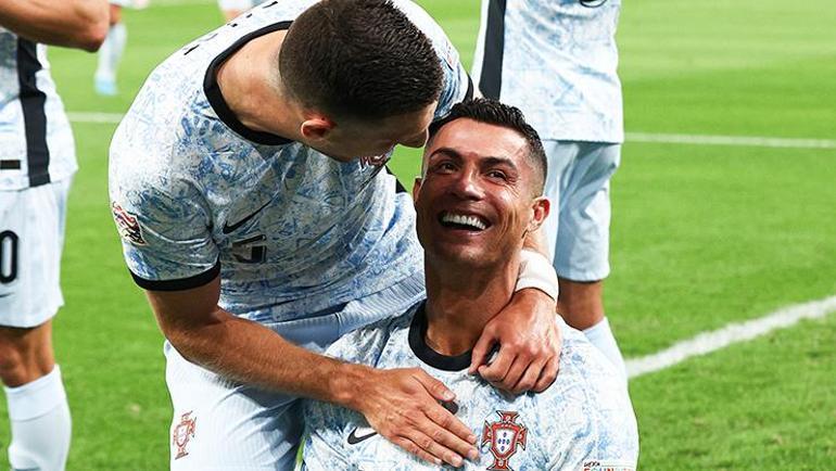 Fenerbahçede Dzekodan Ronaldo ve Lewandowskiye tarihi çalım Dünyanın en iyisi oldu