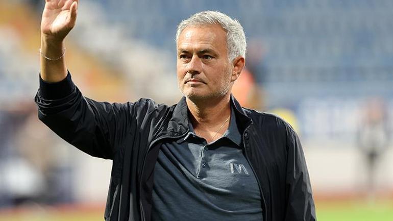 Jose Mourinhodan Okan Buruka olay gönderme: Meslektaşım Okan’ın bu hakemle yakın arkadaş olduğunu bilmiyordum