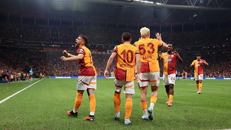 Galatasaraydan 15 sezon sonra Süper Ligde bir ilk