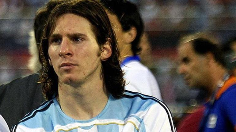 17 yıl sonra gelen Lionel Messi itirafı gündemi sarstı: Sarı kart göstermedim, formasını aldım