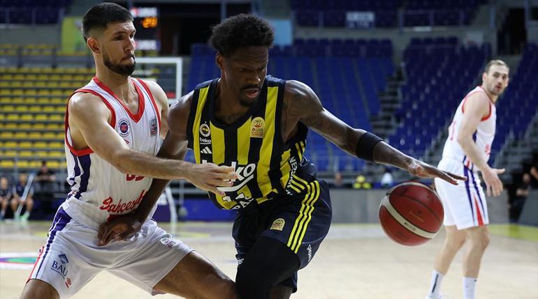 Sözde Ermeni soykırımı paylaşımı sonrası Fenerbahçeli Nigel Hayes-Davisten açıklama