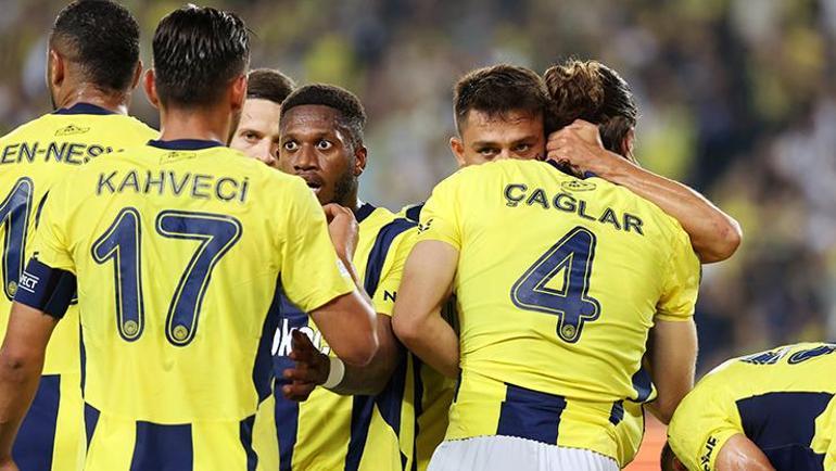 Fenerbahçede Çağlar Söyüncüden siftah Golünü eşine hediye etti