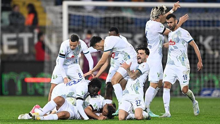 Şenol Güneşli Trabzonspor kabustan uyanamıyor (ÖZET) Çaykur Rizespor-Trabzonspor maç sonucu: 3-1