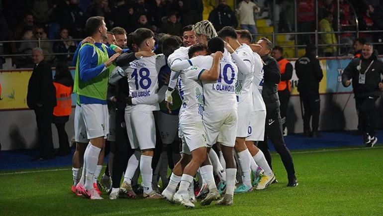 Şenol Güneşli Trabzonspor kabustan uyanamıyor (ÖZET) Çaykur Rizespor-Trabzonspor maç sonucu: 3-1