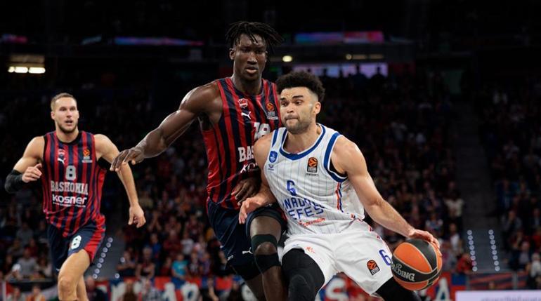 (ÖZET) Baskonia - Anadolu Efes maç sonucu: 84-89 | Deplasmanda Efes farkı