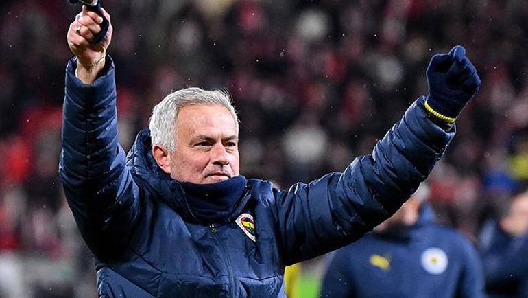 Fenerbahçede Mourinho farkı: Carlo Ancelottiyi yakalayacak Zirve kızışıyor