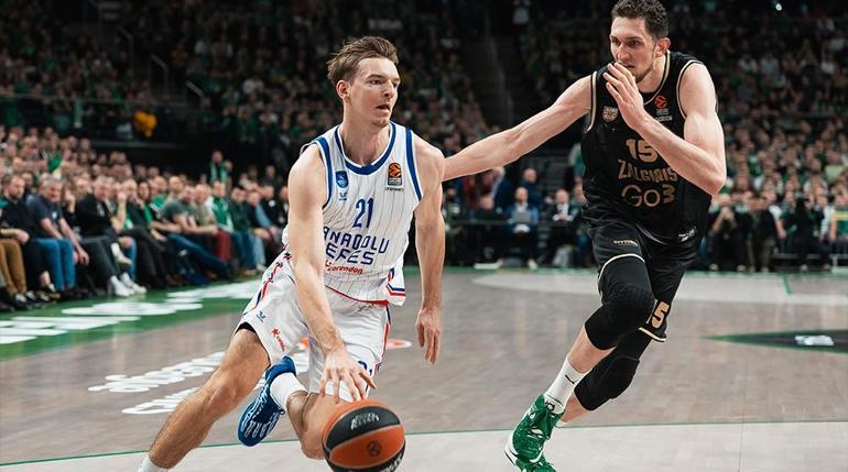 (ÖZET) Zalgiris Kaunas - Anadolu Efes maç sonucu: 85-72 | Efesten son 4 maçta 3 yenilgi