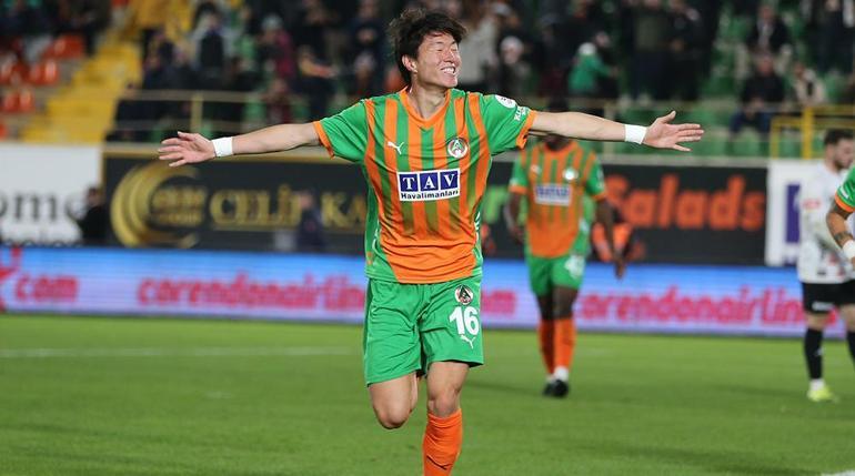 (ÖZET) Alanyaspor - Gaziantep FK maç sonucu: 3-0 | İç sahada üst üste 2. galibiyet