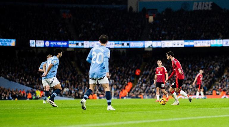 Manchester City - Manchester United maç sonucu: 1-2 | Derbide müthiş geri dönüş