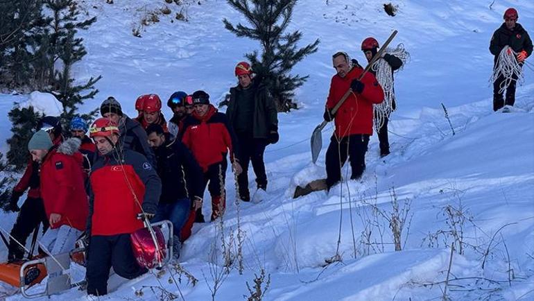 Palandökende çığ meydana geldi: Sağlık Bakanlığı açıkladı 5 yaralı