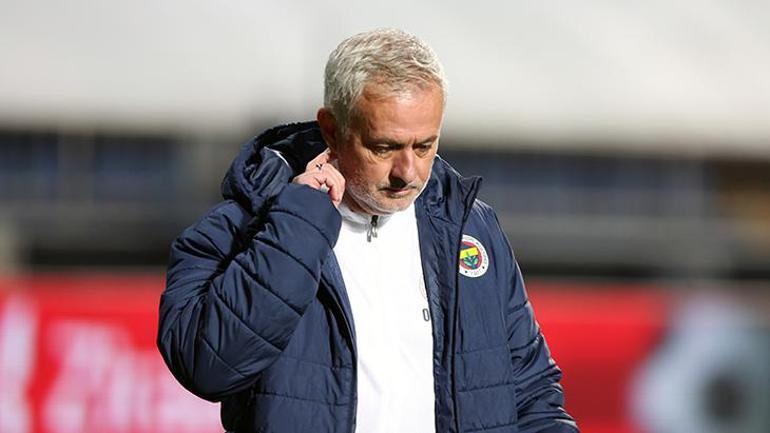 Fenerbahçede Jose Mourinhodan yabancı VAR açıklaması: Eskisinden daha kötü olması imkansız