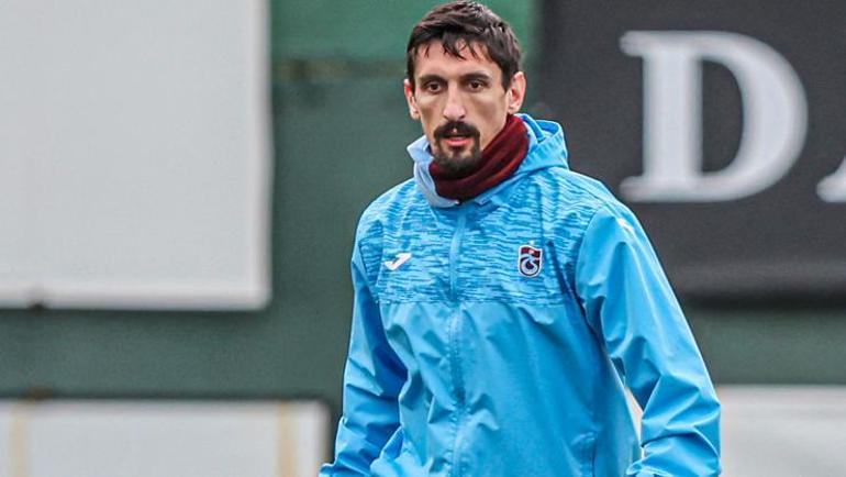 Trabzonsporda Stefan Savic geri dönüyor